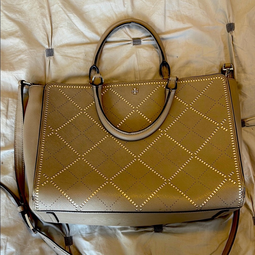 Tory Burch Tan Quilted Women's Bag